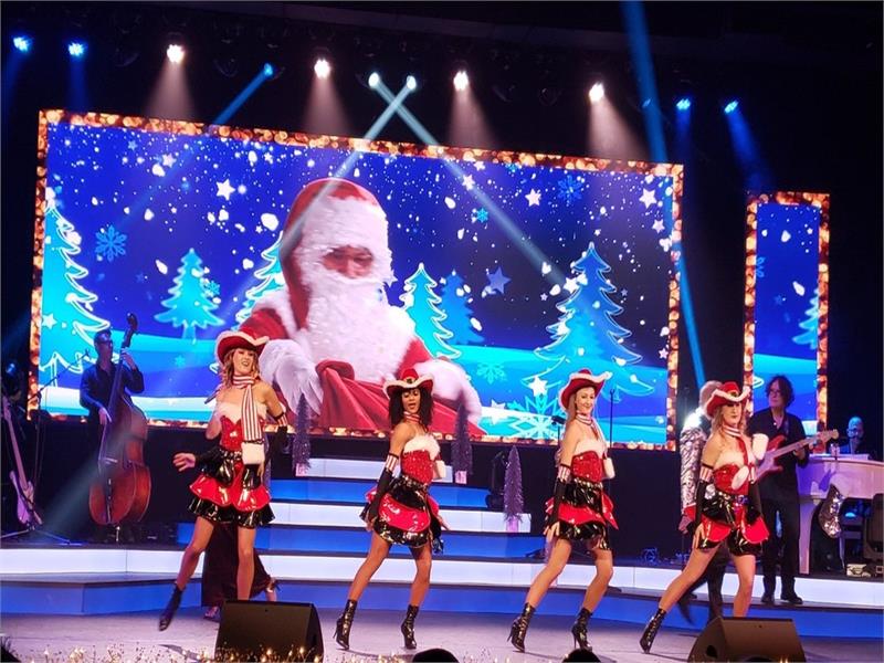 Legends in Concert Christmas Discover Branson